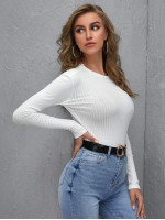 Ribbed Form-Fitting Long Sleeve Tee