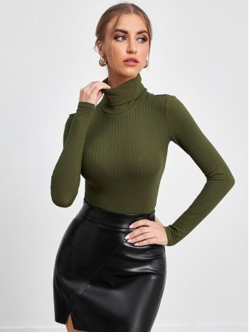 Turtle Neck Rib-knit Top